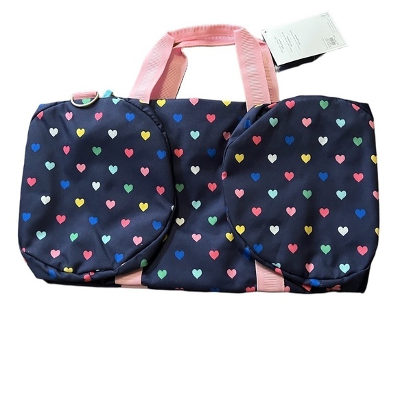 POTTERY BARN KIDS MACKENZIE LARGE DUFFLE BAG WITH HEART PATTERN NWT - Picture 2 of 11